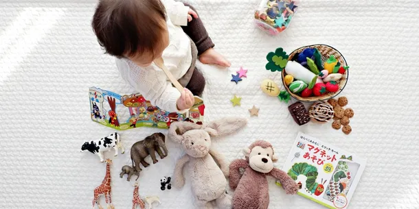 Best Montessori Toys for Babies (0-12 Months): 2026 Guide